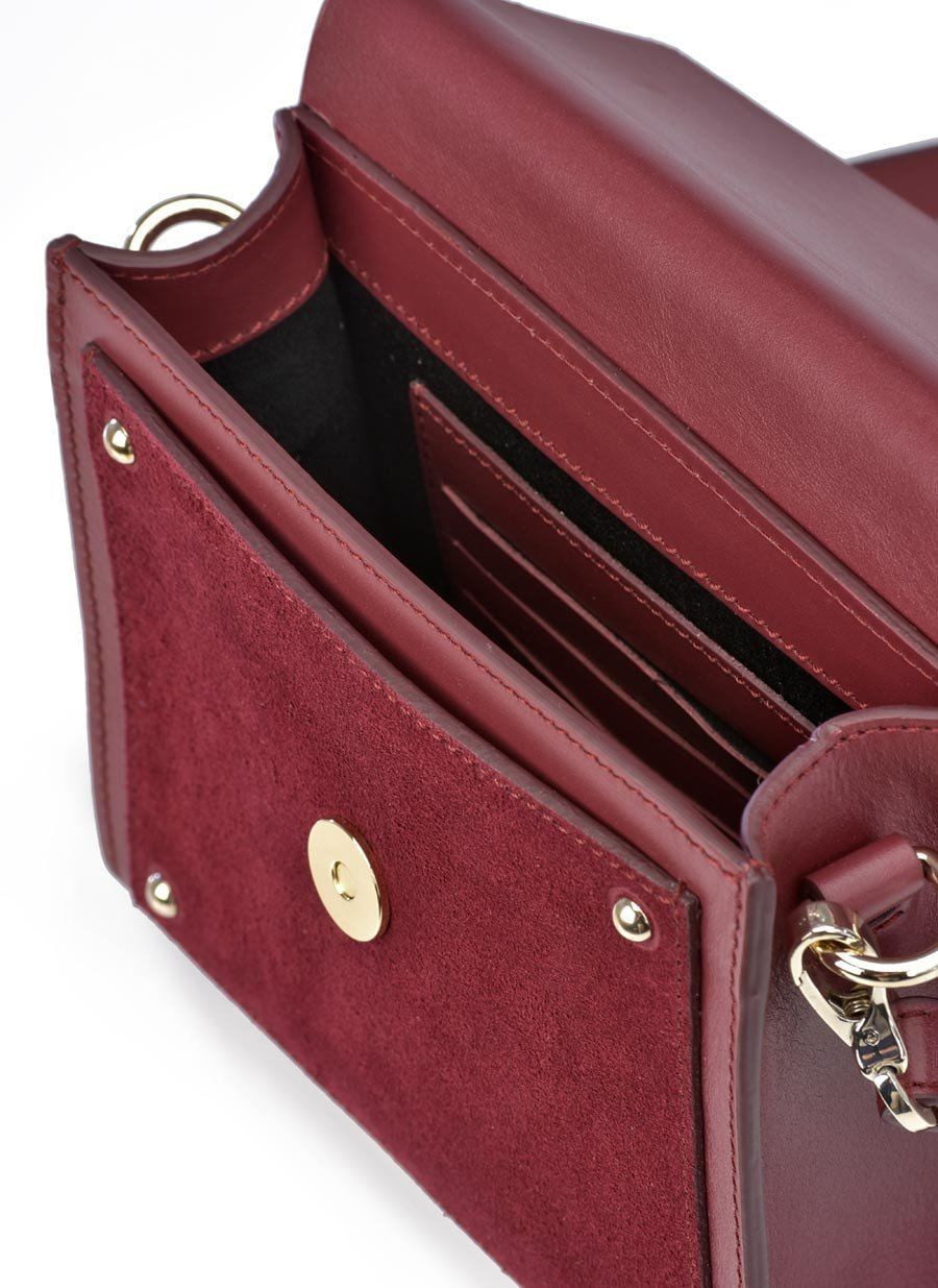 JULIETA Bolso de piel y suede en color rojo burdeos con correa. Es un bolso estilo bandolera y de hombro - SANDRA FRECKLED bolsos de mujer