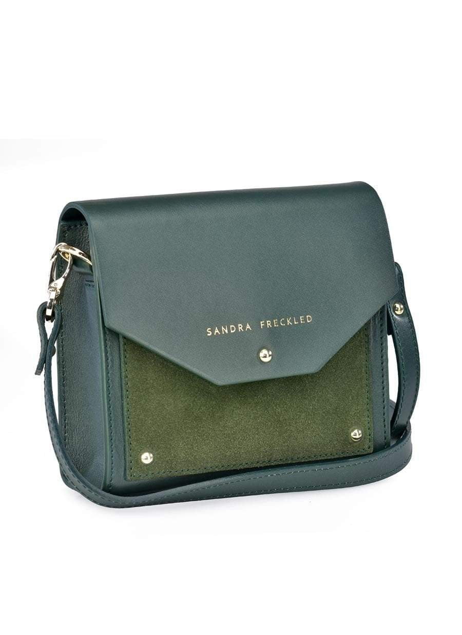 JULIETA Bolso de piel y suede en color verde oscuro con correa. Es un bolso estilo bandolera y de hombro - SANDRA FRECKLED bolsos de mujer