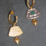 Pendientes de oro con circonita verdes y blancas bañados en oro de 24k de estilo vintage - SANDRA FRECKLED joyeria de mujer