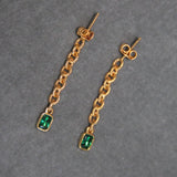Pendiente de Cadena dorados con circonita verde bañada en oro de 24k de estilo vintage - SANDRA FRECKLED joyeria de mujer